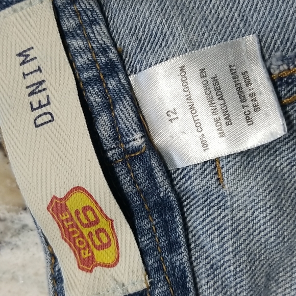 Denim Cargo Shorts - Picture 5 of 6